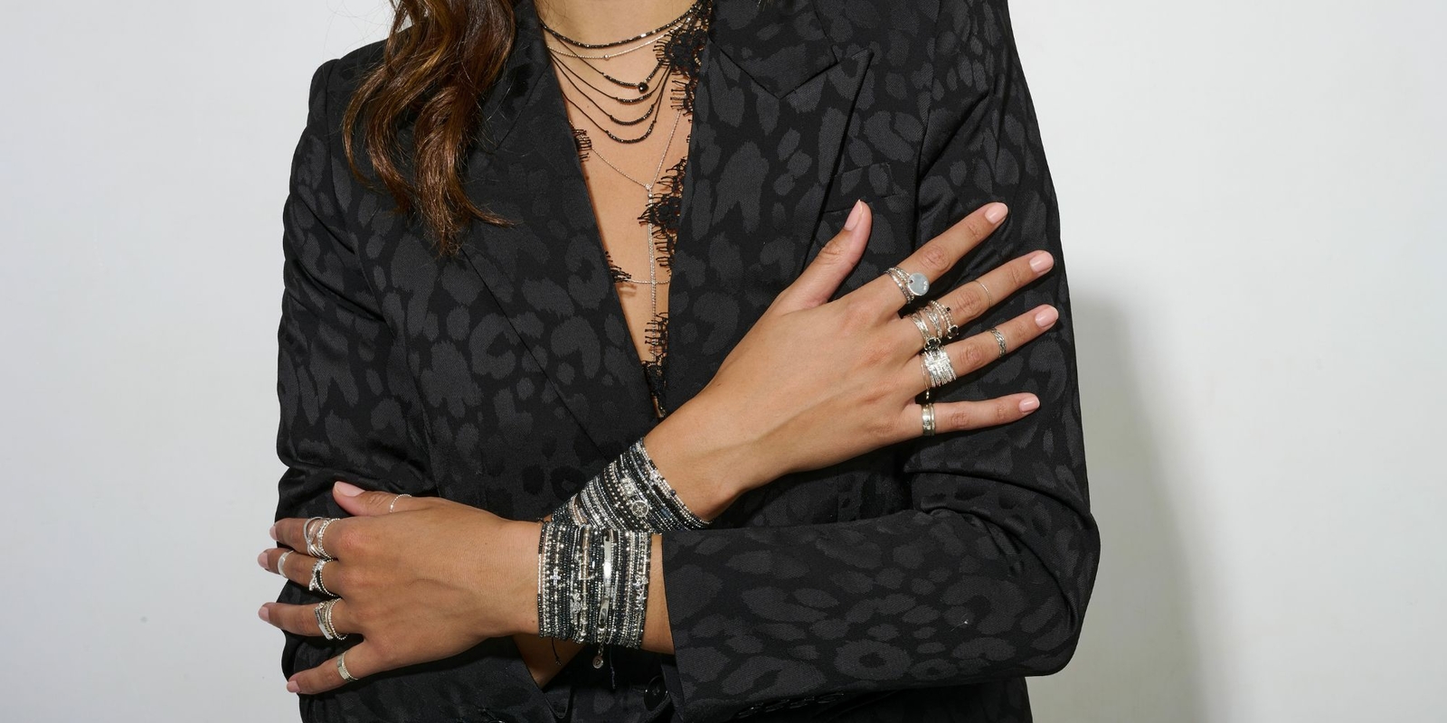 Look bijoux Argent 925 DORIANE BIJOUX en noir et silver pour un style élégant et festivités de Noël